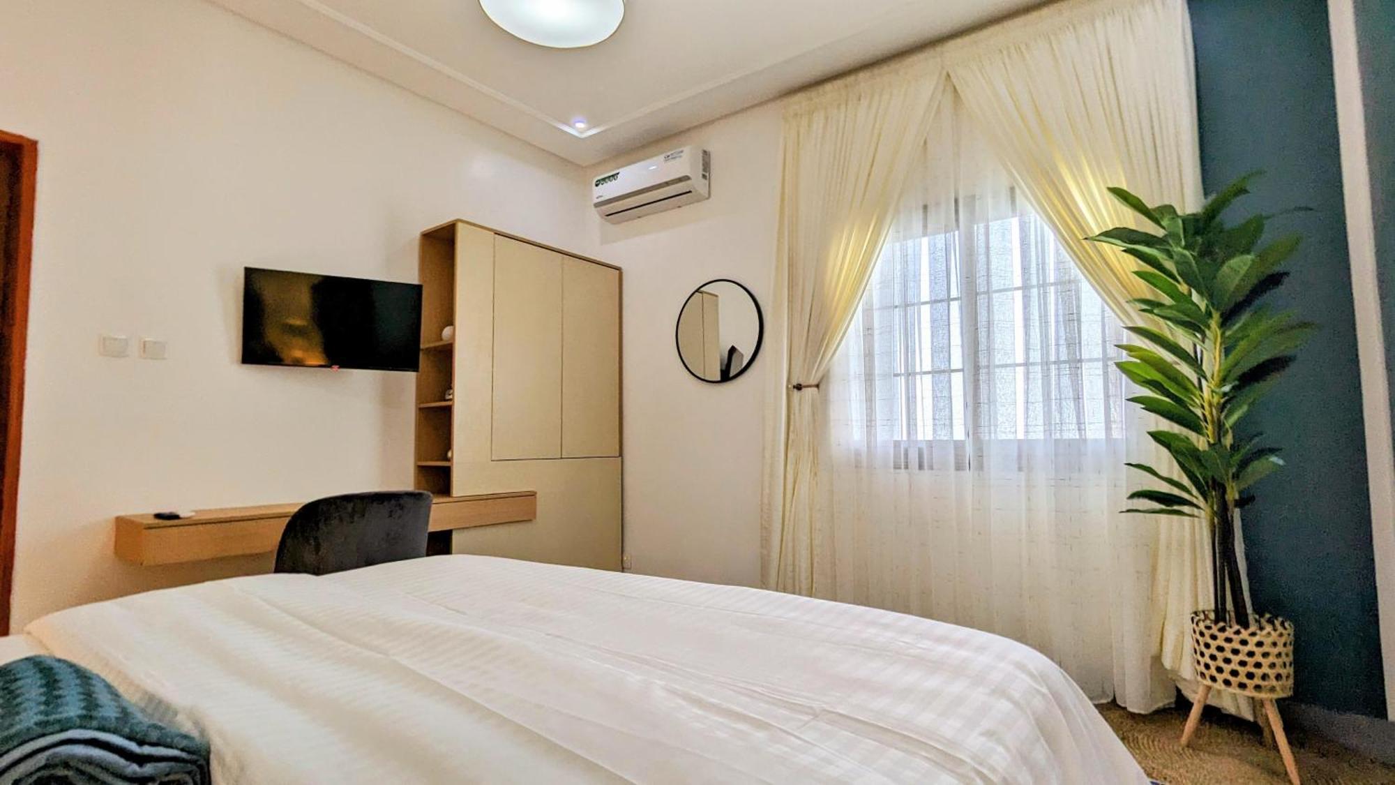 Lighthouse Signature Suites Дакар Экстерьер фото