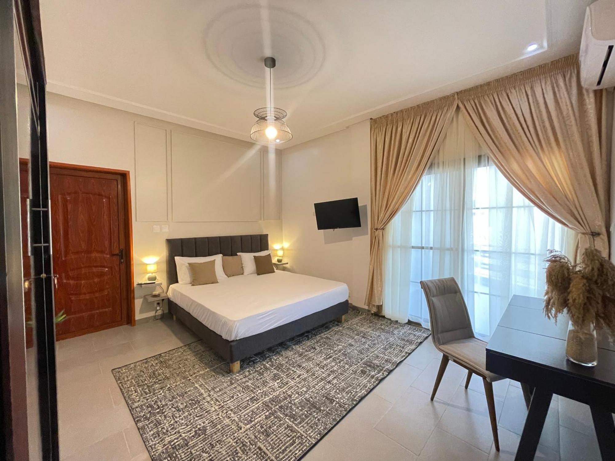 Lighthouse Signature Suites Дакар Экстерьер фото