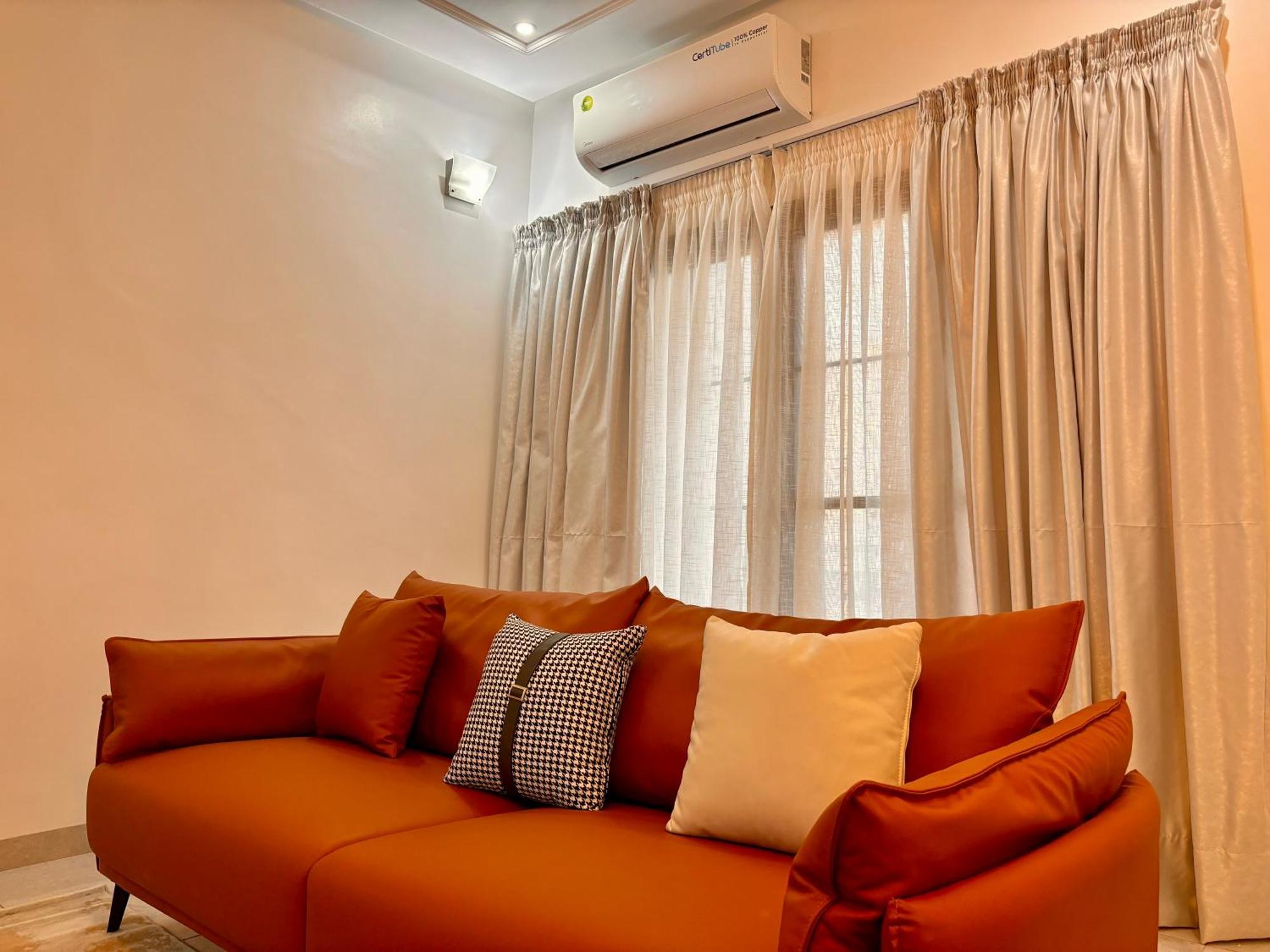 Lighthouse Signature Suites Дакар Экстерьер фото