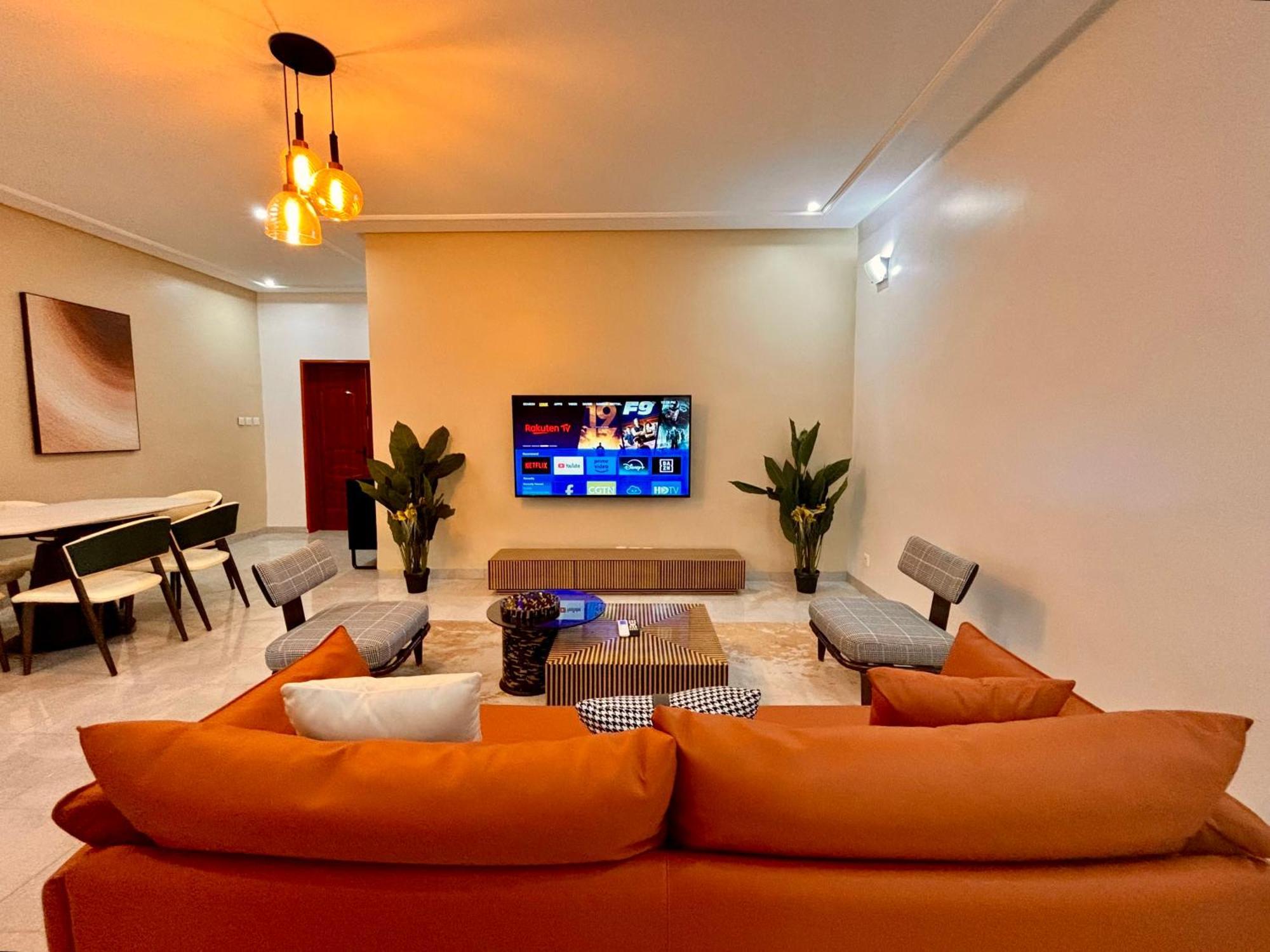 Lighthouse Signature Suites Дакар Экстерьер фото