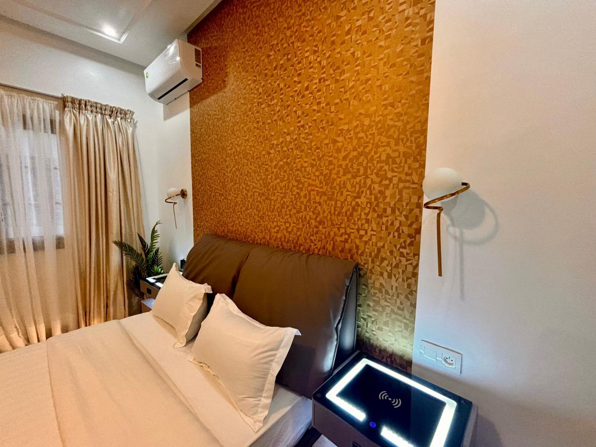 Lighthouse Signature Suites Дакар Экстерьер фото