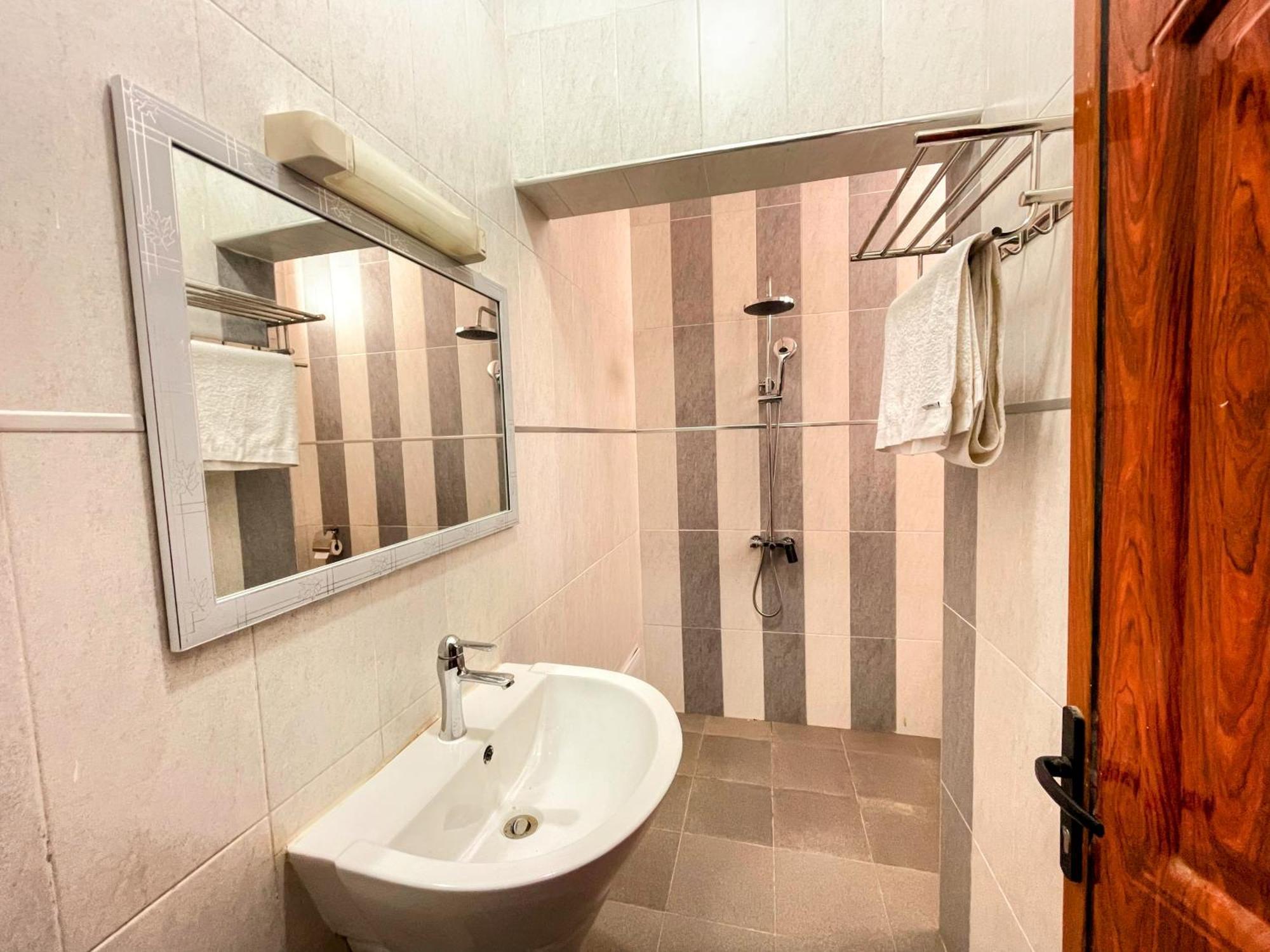 Lighthouse Signature Suites Дакар Экстерьер фото